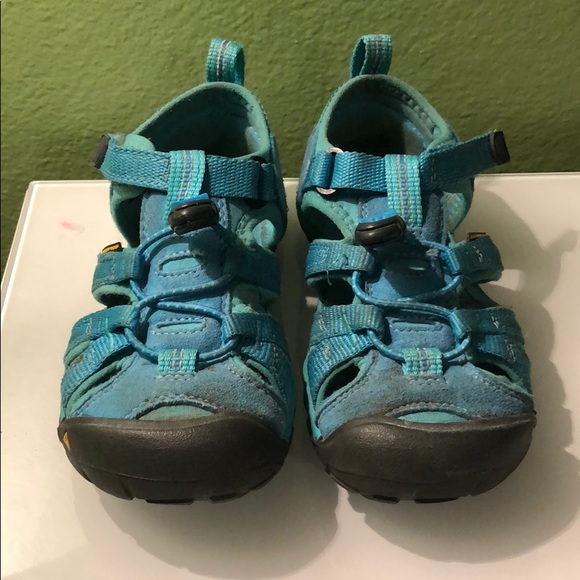 girls keen shoes